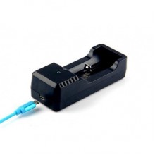 Зарядное устройство bh-18650-05u